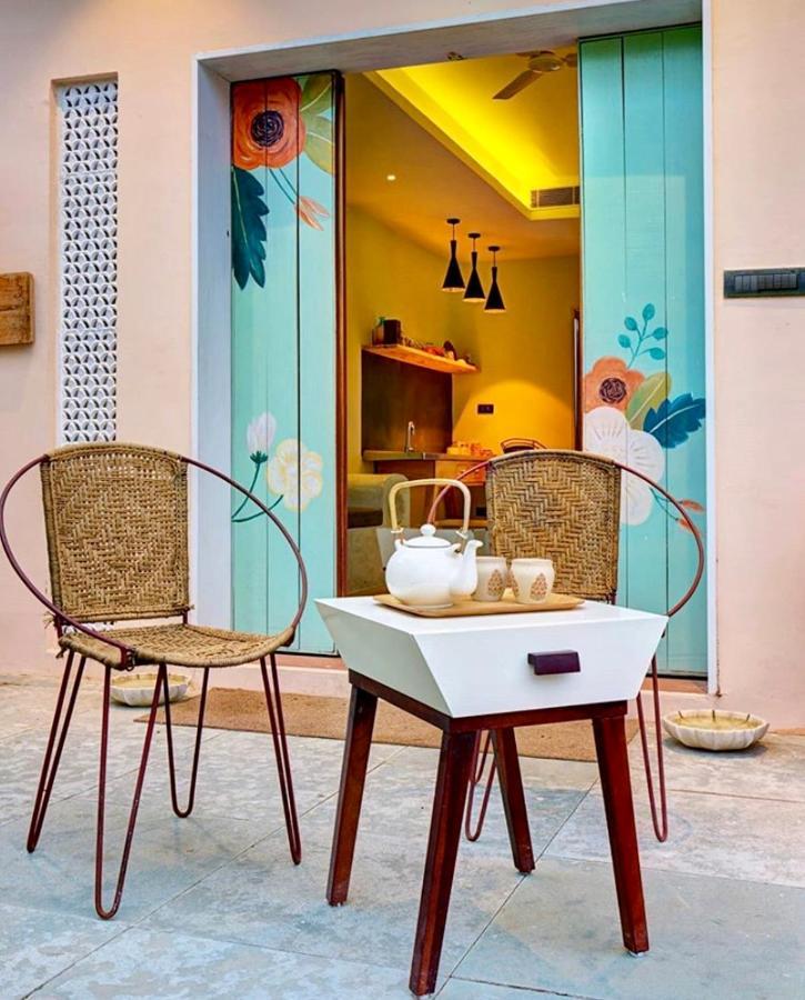 Parijat Private Pool Villa 1, 2 And 3 Bhk Udaipur Buitenkant foto