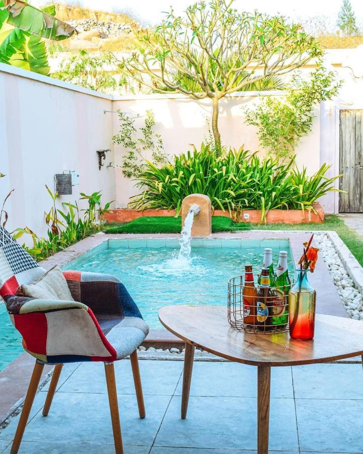 Parijat Private Pool Villa 1, 2 And 3 Bhk Udaipur Buitenkant foto