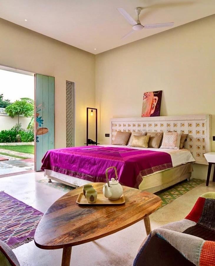 Parijat Private Pool Villa 1, 2 And 3 Bhk Udaipur Buitenkant foto