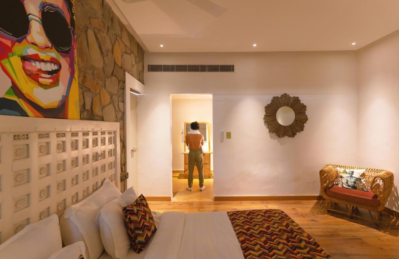 Parijat Private Pool Villa 1, 2 And 3 Bhk Udaipur Buitenkant foto