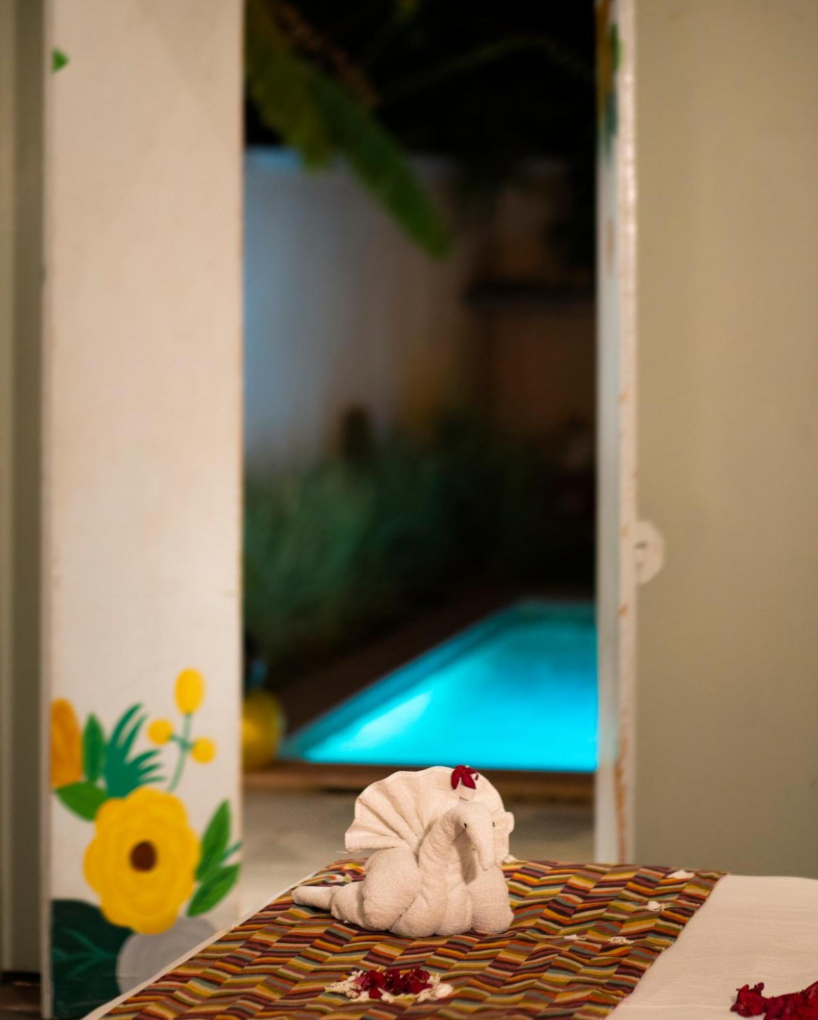 Parijat Private Pool Villa 1, 2 And 3 Bhk Udaipur Buitenkant foto