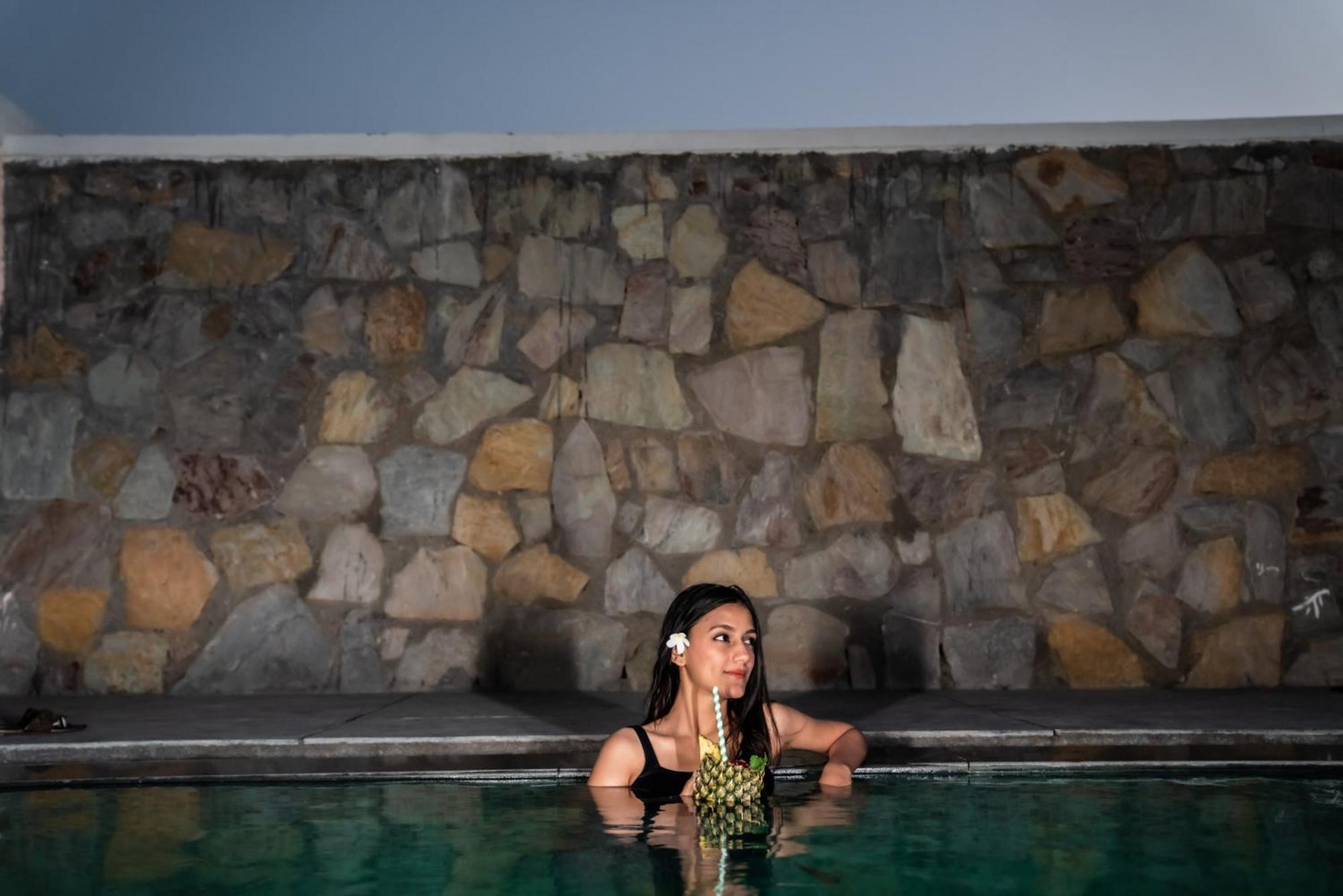 Parijat Private Pool Villa 1, 2 And 3 Bhk Udaipur Buitenkant foto