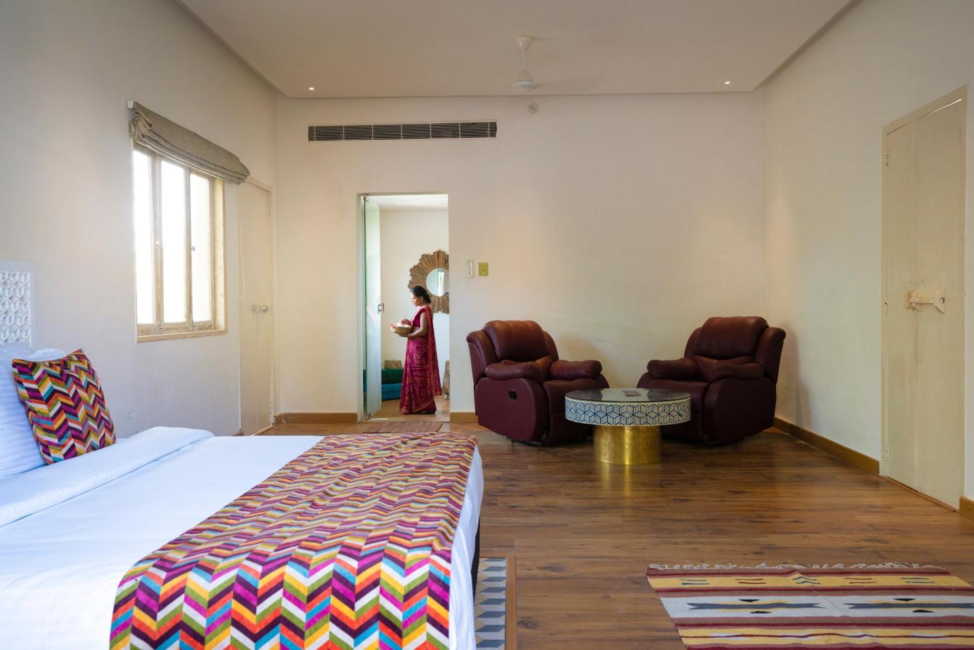 Parijat Private Pool Villa 1, 2 And 3 Bhk Udaipur Buitenkant foto